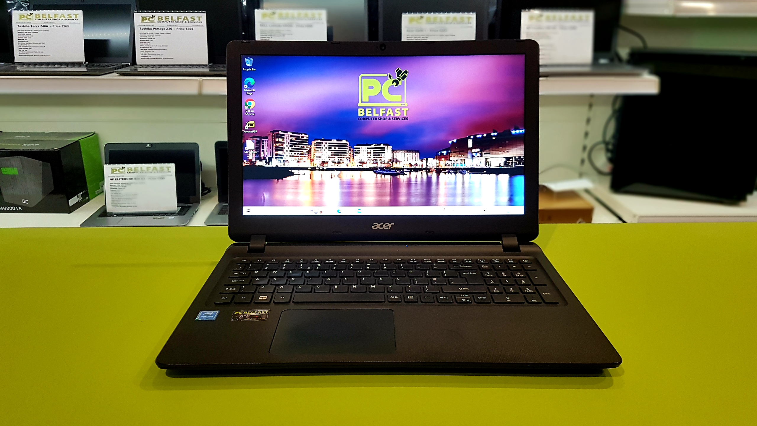 ACER ES1-533 (2) Acer ES1-533 / Intel Pentium N4200 Quad Core 2.50GHz / 8GB RAM / 240GB SSD / Intel HD - Image 1
