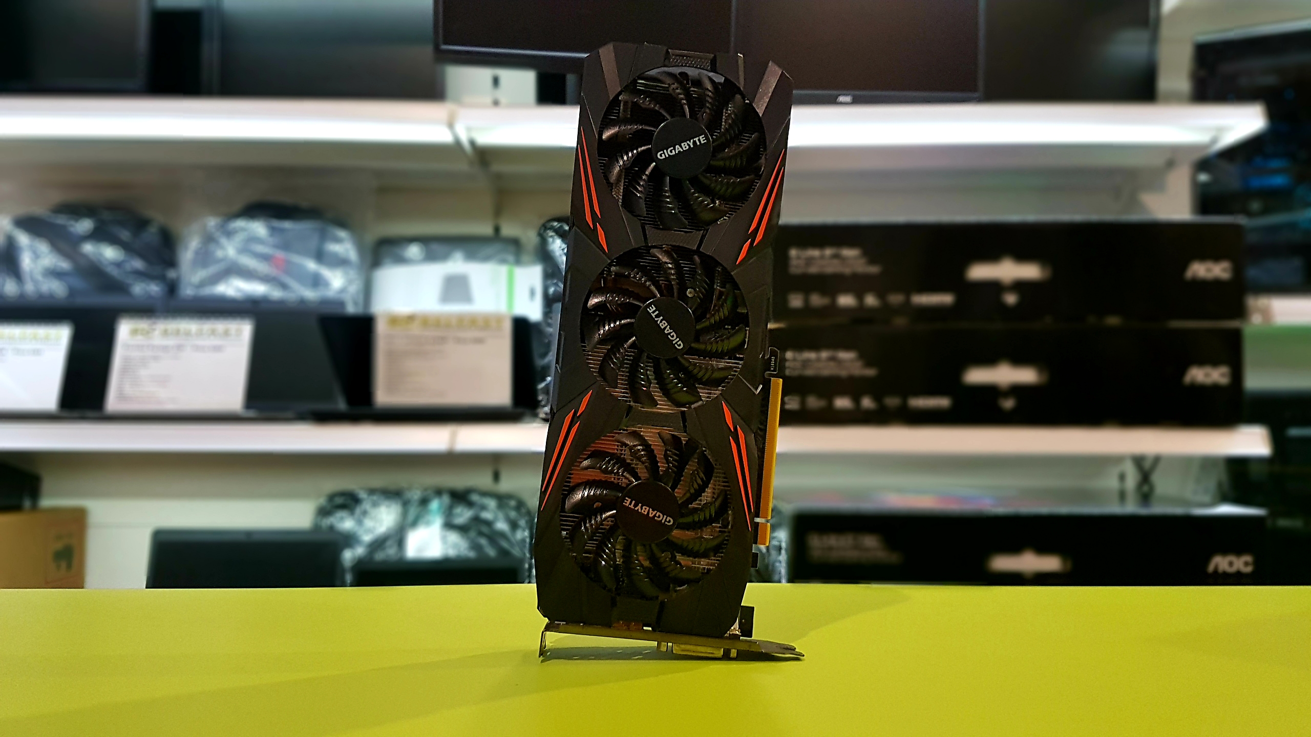 gigabyte gtx 1080 (2) Used Gigabyte GeForce GTX 1080 G1 Gaming RGB 8192MB GDDR5X - Image 1