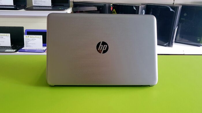 HP 15-ba054sa / AMD A6 7310 @2.40GHz / 4GB RAM / 120GB SSD / Radeon R4 - Image 2