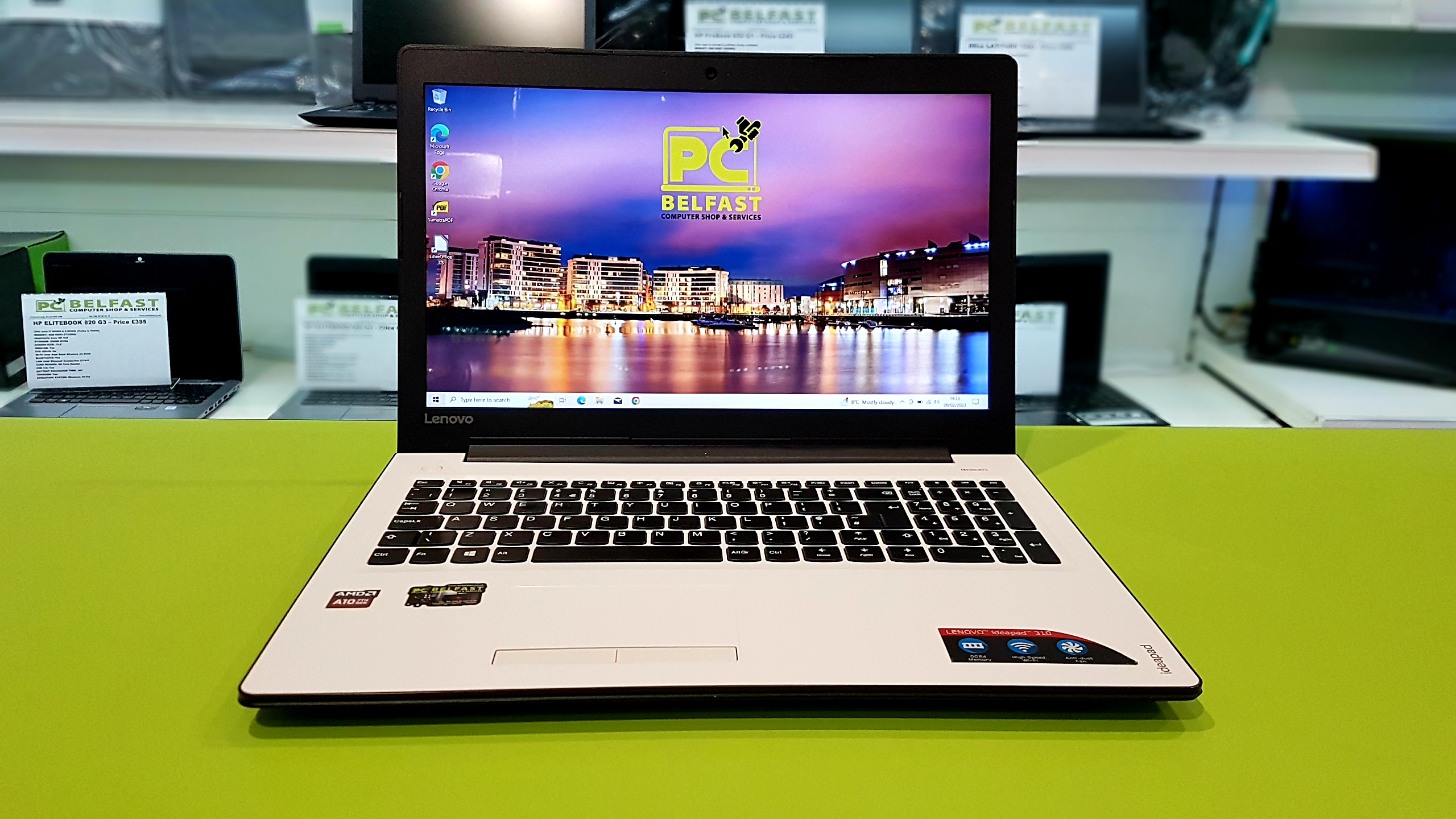Lenovo Ideapad 310 (2) Lenovo Ideapad 310/ AMD A10 9600P @ 3.30GHz / 8GB RAM / 120GB SSD / Radeon R5 - Image 1
