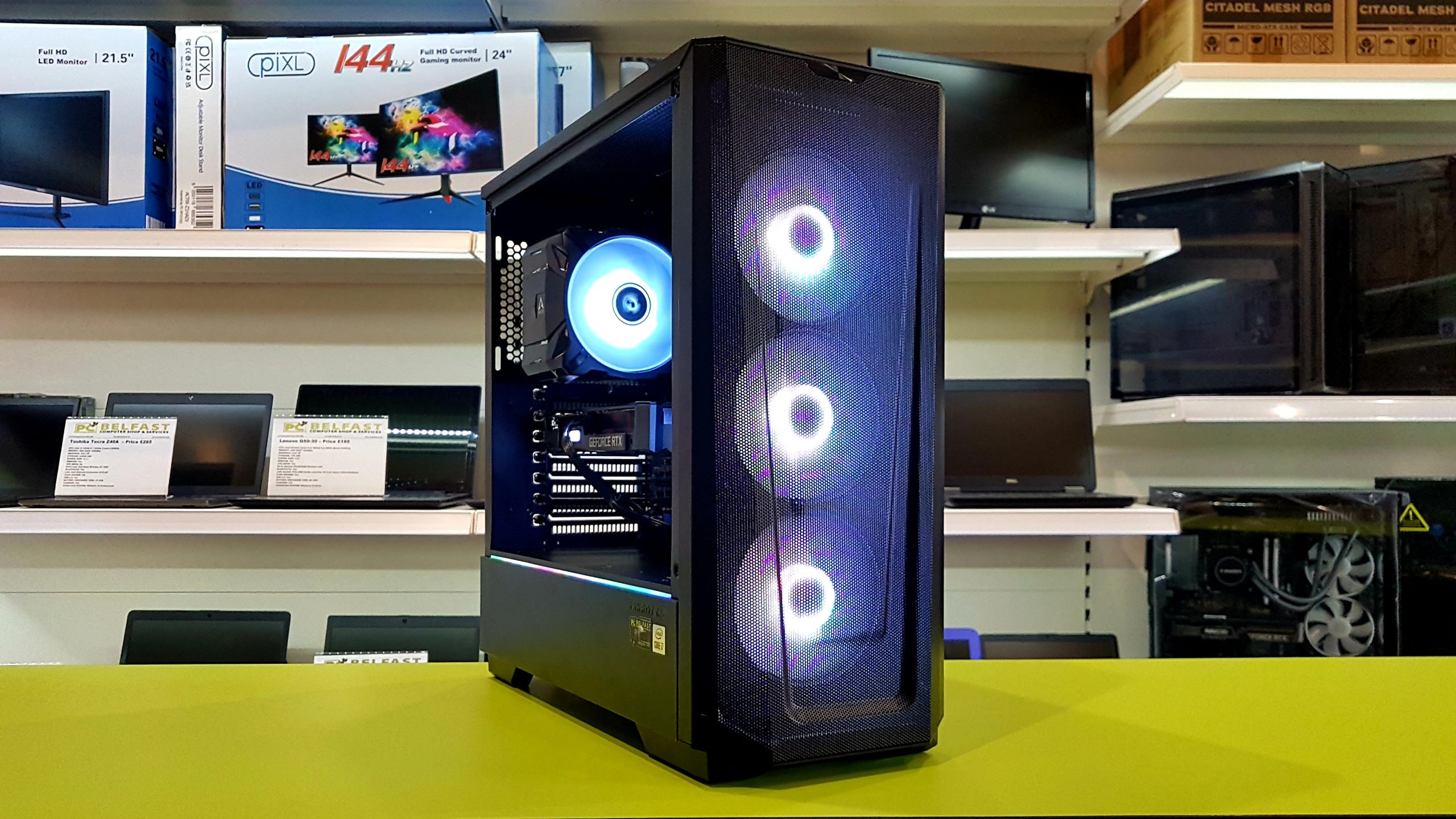 PHANTEX ECLIPSE 360 (2) Custom Gaming PC Phanteks / Intel i7 10th Gen @ 4.80GHz / 16GB RAM / 1TB M.2 NVMe / RTX3060 12GB - Image 1