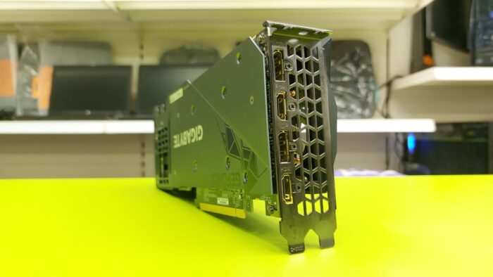 Used Gigabyte RTX 3070 Gaming OC 8G - Image 3
