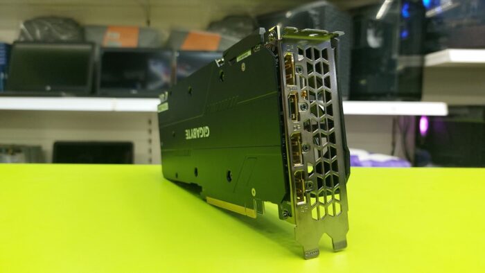Used Gigabyte GeForce RTX 2070 Super Gaming OC - Image 3