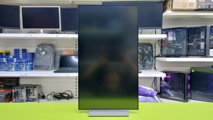 Used 27" 2K Dell UltraSharp USB-C Hub Monitor – U2722DE, HDMI, 2 x DP, 2 x USB C - Image 3