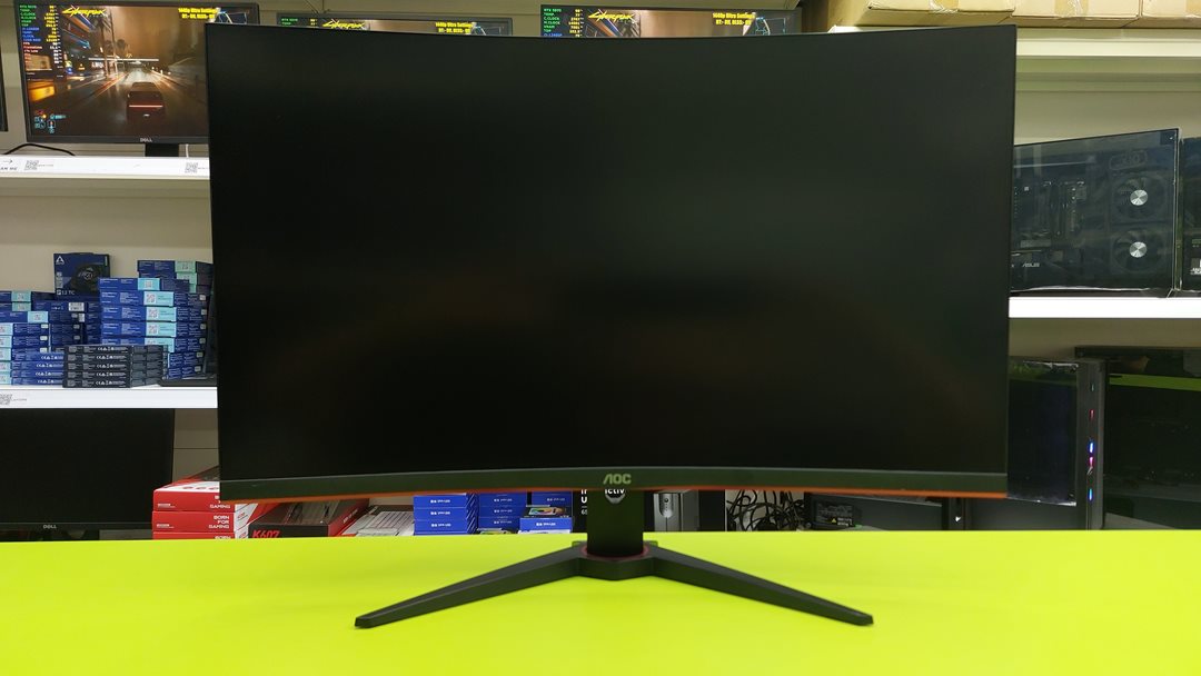 32 2K AOC Gaming Monitor (1) Used 32" 2K AOC Gaming Monitor 165 Hz - CQ32G2SE/BK, HDMI x 2, DisplayPort x 1, Audio out (3.5mm) x 1 - Image 1