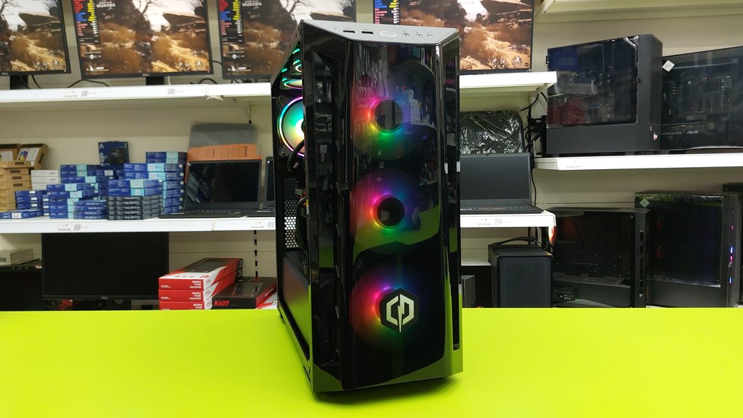 Cooler Master case 8 (2) Used Custom Gaming PC / Intel i7 9700KF 4.9GHz / 32GB RAM / 1TB NVMe + 2TB HDD/ RTX 3060 12GB - Image 1