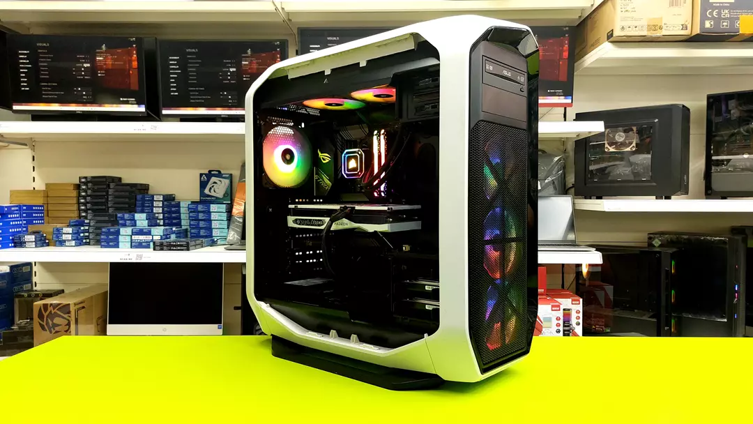Big Corsair White (3) Refurbished Custom Desktop Ryzen 7 3700X / 32GB Ram / ROG X570 / 1TB NVMe / Multi Choice Graphics - Image 1